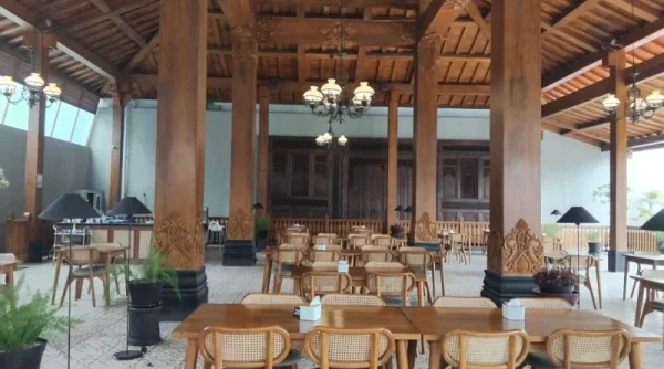 KoenoKoeni Hadirkan Restoran Bernuansa Jawa di Bandung Barat